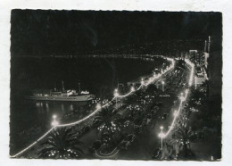 AK 154450 FRANCE - Nice - La Promenade Des Anglais La Nuit Et Le Bateau De Croisière Le Gallus - Straßenverkehr - Auto, Bus, Tram