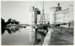 Wales Caernarvon Castle Image - Caernarvonshire