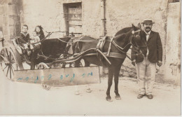 DIJON  - Le Propriétaire D'un Bel Attelage Qui Pose Avec Sa Petite Famille En 1911   ( Carte Photo ) - Dijon