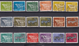 Irlande 1975/82  Lot °  Sans Filigrane     2 Scans - Used Stamps