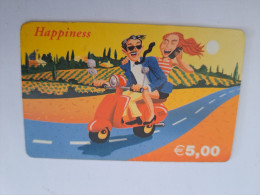 ITALIA  /  /   PREPAIDS CARD/ HAPPINESS/ MAN AND LADY ON SCOOTER / USED CARD    ** 14900** - Andere & Zonder Classificatie
