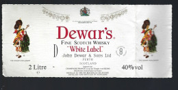 étiquette  Dewar's Fine Scotch Whisky White Label  John Dewar & Sons Ltd  Perth Scotland "the Dewar Highlander" - Whisky