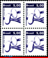 Ref. BR-1661-Q BRAZIL 1982 - ECONOMIC RESOURCES,ONIONS, BLOCK MNH, VEGETABLES 4V Sc# 1661 - Blocs-feuillets