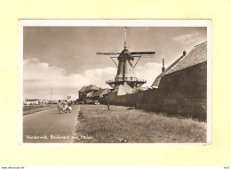 Harderwijk Boulevard Met Molen RY30551 - Harderwijk