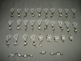O9 / Lot 36 Accessoires Cristal Pour Restauration De Lustre - Pampilles + Perles - Luminaires & Lustres