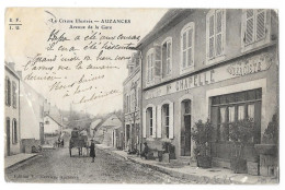 Cpa: 23 AUZANCES (ar. Aubusson) Avenue De La Gare (Auberge Chapelle, Attelage) 1905  Ed. Vve Hervieux - Auzances