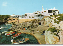 Binibeca Animée Village De Pêcheurs Bateaux - Menorca