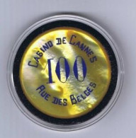 A/ Casino Chip Jeton Nacre Mother Of Pearl Casino De Cannes Rue Des Belges 100 - Casino