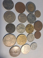 Lot De  18 Monnaies Du Monde   ( 171 ) - Mezclas - Monedas