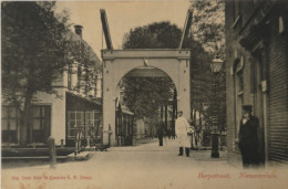 Nieuwersluis (Utr.) Dorpstraat (Winkel Rechts) Ca 1900 Vlekken - Altri & Non Classificati