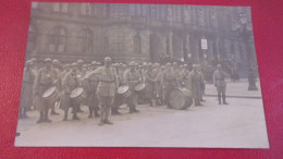 WWI CARTE PHOTO WIESBADEN FANFARE DEFILE DE LA GARDE 11 / 4 / 1919  OCCUPATION 1919 - Wiesbaden