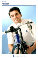 Carte Cyclisme Cycling サイクリング Format Cpm Equipe Cyclisme Pro Française Des Jeux 2007 Yvon Madiot Directeur Sportif Sup.E - Wielrennen