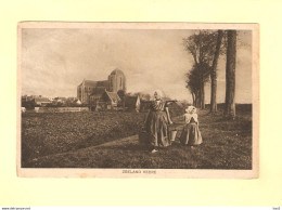 Veere Klederdracht Vrouw En Kind Ca.1933 RY31458 - Veere