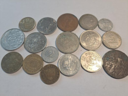 Lot De  18 Monnaies Du Monde   ( 326 ) - Mezclas - Monedas