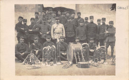 Cholet         49          Militaria.    77 ème De Ligne Dont  Trompette Et Tambour   Carte Photo     1915   (Voir Scan) - Cholet