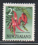 NEW ZEALAND NUOVA ZELANDA 1967 1970 FLORA KAKA BEAK FLOWER 2c USED USATO OBLITERE' - Used Stamps