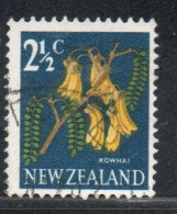 NEW ZEALAND NUOVA ZELANDA 1967 1970 FLORA KOWHAI FLOWER 2 1/2c USED USATO OBLITERE' - Gebraucht