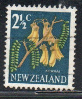 NEW ZEALAND NUOVA ZELANDA 1967 1970 FLORA KOWHAI FLOWER 2 1/2c USED USATO OBLITERE' - Oblitérés