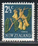 NEW ZEALAND NUOVA ZELANDA 1967 1970 FLORA KOWHAI FLOWER 2 1/2c USED USATO OBLITERE' - Used Stamps