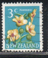 NEW ZEALAND NUOVA ZELANDA 1967 1970 FLORA HIBISCUS FLOWER 3c USED USATO OBLITERE' - Gebraucht