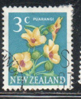 NEW ZEALAND NUOVA ZELANDA 1967 1970 FLORA HIBISCUS FLOWER 3c USED USATO OBLITERE' - Gebraucht