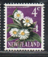 NEW ZEALAND NUOVA ZELANDA 1967 1970 FLORA MOUNTAIN DAISY FLOWER 4c USED USATO OBLITERE' - Gebraucht