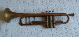 Trompette -  Marque, ROBERT  MARTIN - MACON  - Réf 01 - Musical Instruments