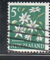 NEW ZEALAND NUOVA ZELANDA 1967 1970 FLORA CLEMATIS FLOWER 5c USED USATO OBLITERE' - Used Stamps