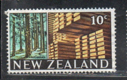 NEW ZEALAND NUOVA ZELANDA 1968 1969 RADATA PINES AND STACKED LUMBER 10c USED USATO OBLITERE' - Used Stamps