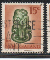 NEW ZEALAND NUOVA ZELANDA 1967 1970 TIKI 15c USED USATO OBLITERE' - Used Stamps