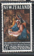 NEW ZEALAND NUOVA ZELANDA1967THE ADORATION OF SHEPHERDS BY POUSSIN CHRISTMAS NATALE NOEL WEIHNACHTEN NAVIDAD 2 1/2p USED - Usati