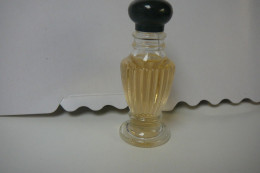 AVON:MINI  "LILY OF THE VALLEY  "  15 ML   IMPECCABLE LIRE ET VOIR !! - Miniaturen Damendüfte (ohne Verpackung)