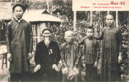 Viet Nam - Saïgon - Chef De Canton Et Sa Famille - Cochinchine - Animé - Carte Postale Ancienne - Vietnam