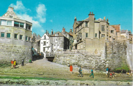 ROBIN HOOD'S BAY, YORKSHIRE,, ENGLAND. UNUSED POSTCARD   Wt3 - Whitby