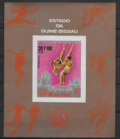 GUINEE  BISSAU  BF Luxe   N° 42 * *  NON DENTELE Jo 1976  Lutte - Wrestling