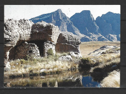 LESOTHO. Carte Postale écrite.  Bushman Hut. - Lesotho