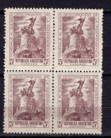 D0834 - ARGENTINA Yv N°464 ** BLOC - Neufs