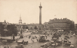 LONDON - Trafalgar-Square - Animée - Voiture Anciennes Et Attelages - Trafalgar Square