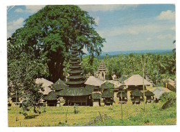 Indonésie--1979--The Sacred Shrines And Banyan, Tree Of The Kehen Temple Of Bangli....timbre....cachet - Indonesien