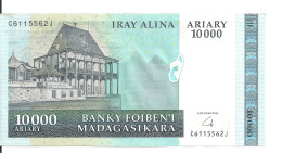 MADAGASCAR 10000 FRANCS ND2009 AUNC P 92 B - Madagascar