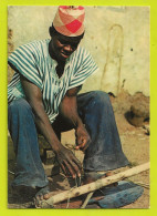 Nord Bénin Fabrication D'une HOUE En 1982 Citation Ce N'est Pas Le Champ Qui Nourrit C'est La Culture - Benin