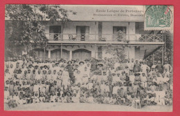 Benin / Dahomey - Porto-Novo  - Ecole Laïque - Professeurs Et Eléves - 1907 ( Voir Verso ) - Benin