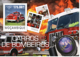 Vehicules De Pompiers - Carros De Bombeiros - Fire Trucks - Camions -   Mocambique 2014 - 1v  Sheet Mint/Neuf/MNH - Camions