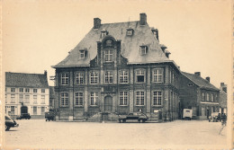 TORHOUT  HET STADHUIS          2 SCANS - Torhout