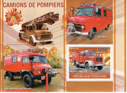 Vehicules De Pompiers - Carros De Bombeiros - Fire Trucks - Camions -  Togolaise 2010  - 1v  Sheet Mint/Neuf/MNH - Camions