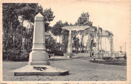 Frans Monument En Sluizen - Nieuport - Nieuwpoort - Nieuwpoort