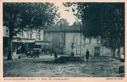 Mours-St-Saint-Eusèbe (Drôme) Place Du Champ De Mars En 1957, La Fontaine - Edition Combier - Other & Unclassified