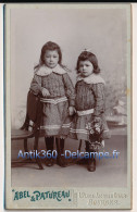 Photographie XIXe CDV Portrait De Deux Soeurs Au Cerceau Et Panier Photographe ABEL & PATUREAU Bourges - Old (before 1900)