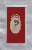 Art Card Embossed Velvet And Aluminum Medalion. Belle Carte Femme Medaillon Velours Et Aluminium - Sonstige & Ohne Zuordnung