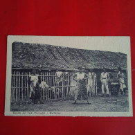 BATAVIA GRILS OF THE VILLAGE - Indonésie